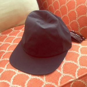 Brand NWT Lululemon ultra light speed run hat